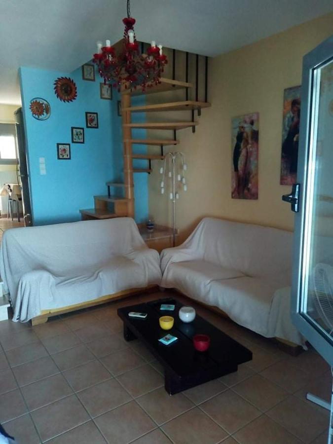 Whole Apartment In Loutsa With Amazing View Екстер'єр фото