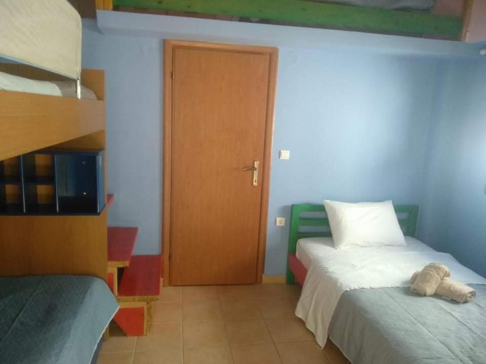Whole Apartment In Loutsa With Amazing View Екстер'єр фото
